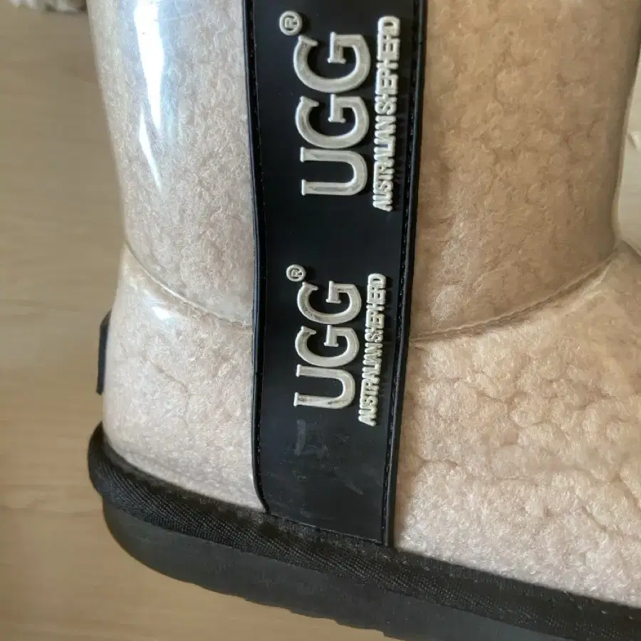 UGG 클리어 키즈 11-12사이즈