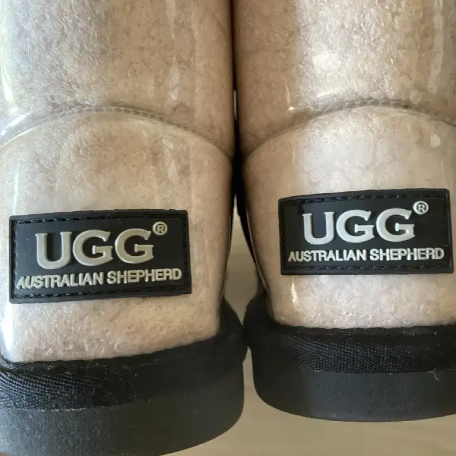 UGG 클리어 키즈 11-12사이즈