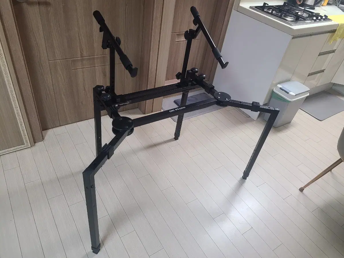 iMi Spider Leg 2-Stage Keyboard Stand