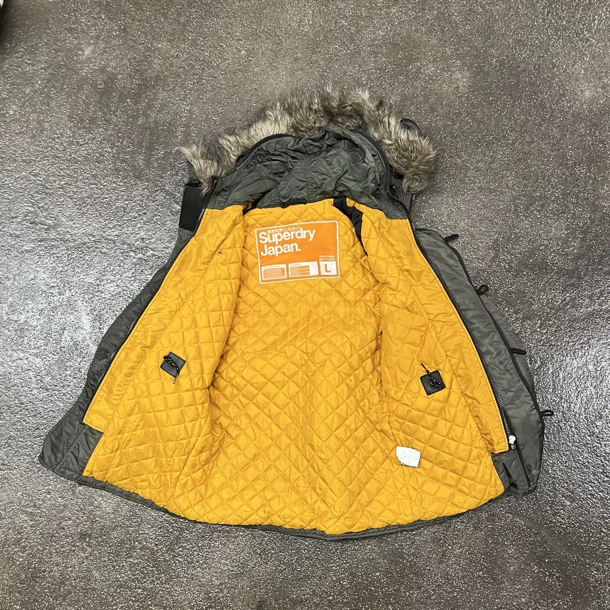 Superdry n3b 패딩 파카 (100-105)