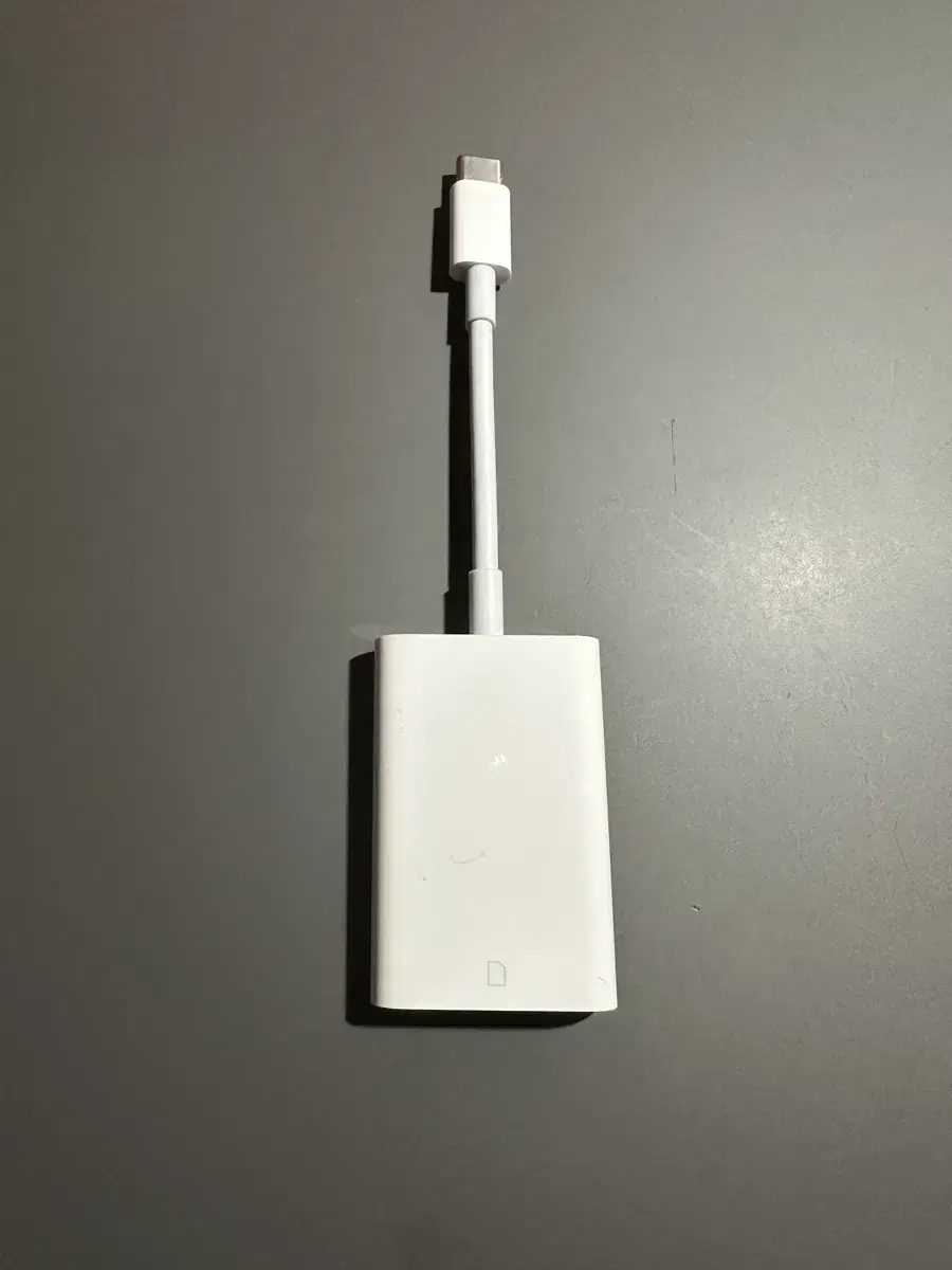 APPLE 정품 USB C to SD Card Reader