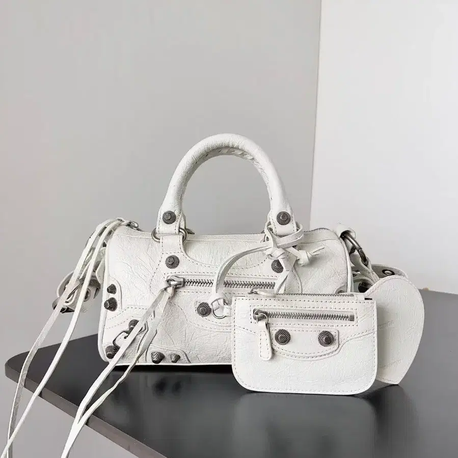 BALENCIAGA S.A.여행백 토트 숄더백19.8*14*11.9cm