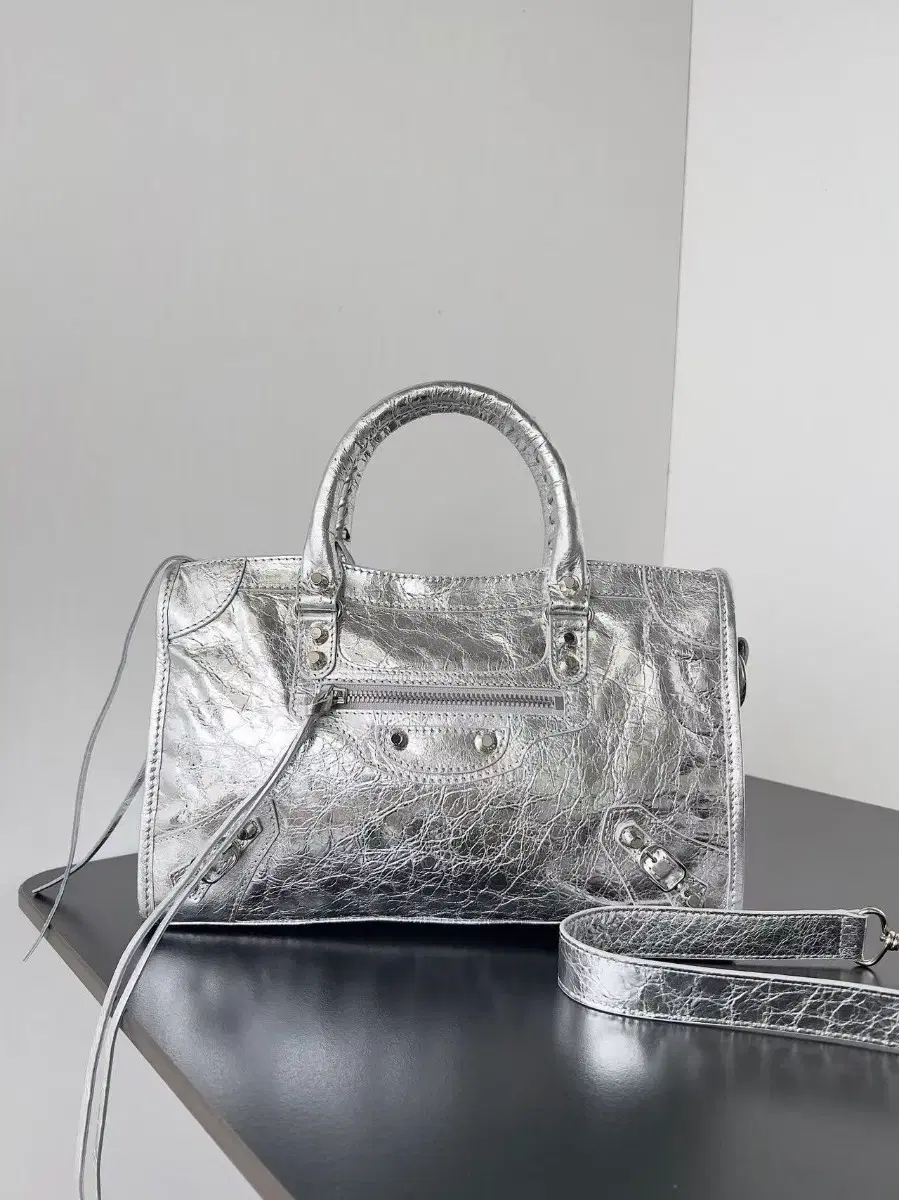 BALENCIAGA S.A.토트 숄더 크로스백29.9*19.1*9.9cm