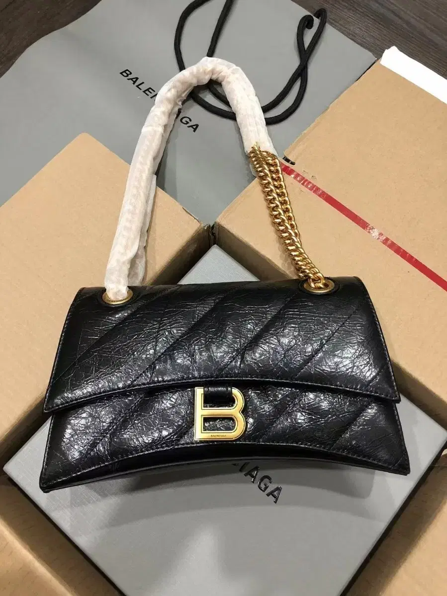 BALENCIAGA S.A.체인 토트 숄더백25*15*9.5cm