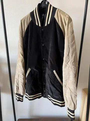 glamb Hillary jacket 벨루어 스타잔 2 M사이즈 상당