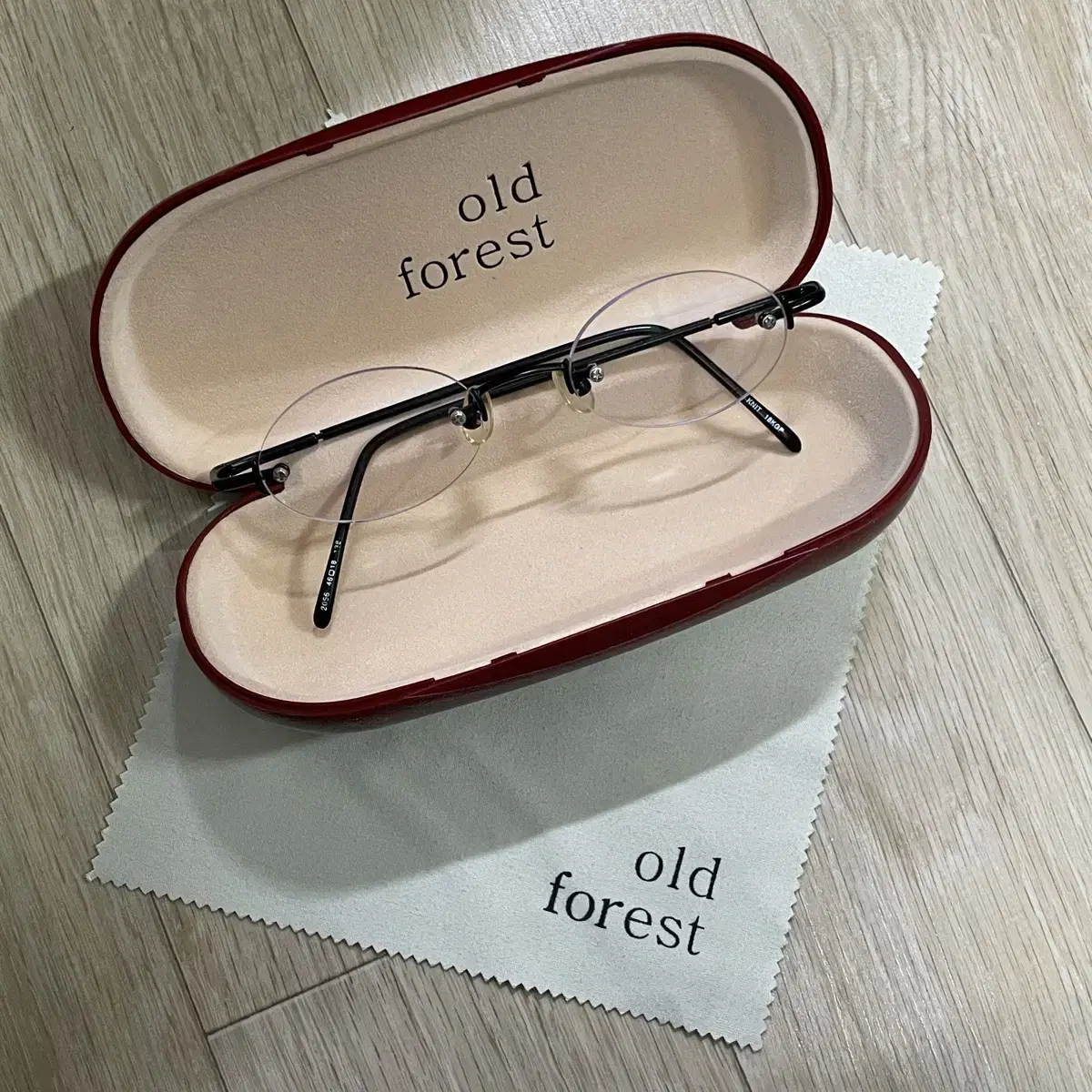 Old forest 오래된 숲 빈티지 무테 안경