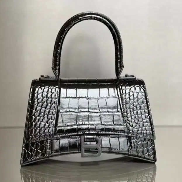 백화점 구매 BALENCIAGA모래시계 핸드백19*8*21cm