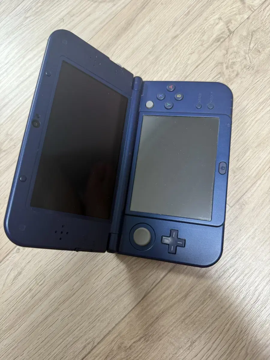 닌텐도 3DS XL 블루