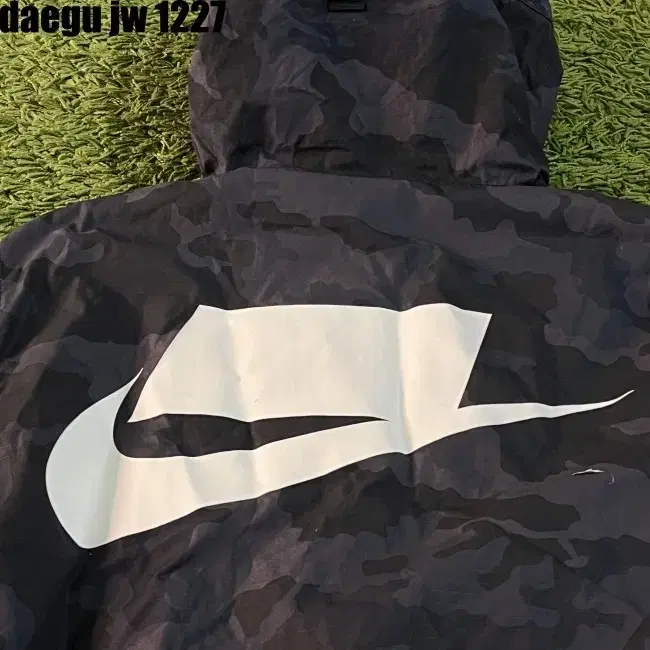 XL NIKE JUMPER 나이키 패딩 점퍼