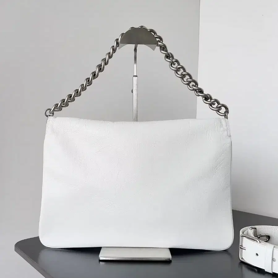 BALENCIAGA S.A.체인 숄더백 토트36*23.8*4cm