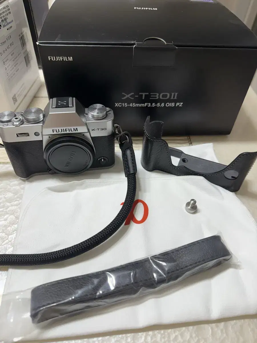 Fujifilm x-t30II Full Box