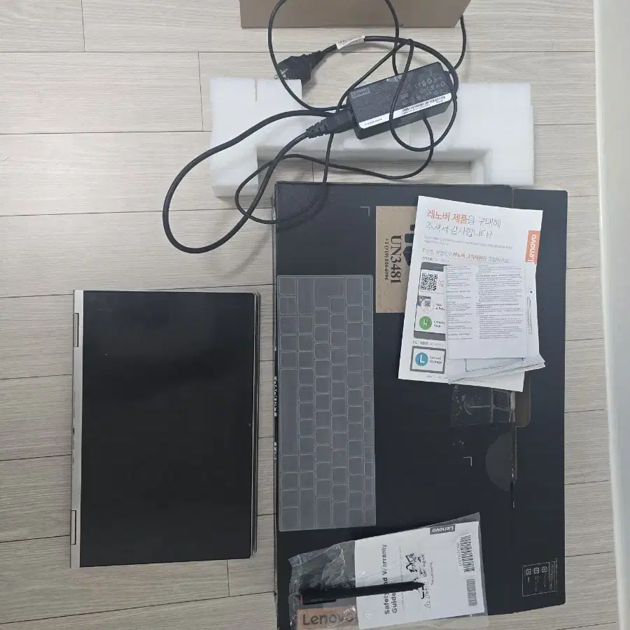 레노버 c740 모니터 안켜지는 레노버 2 in 1  i7 10세대 노트