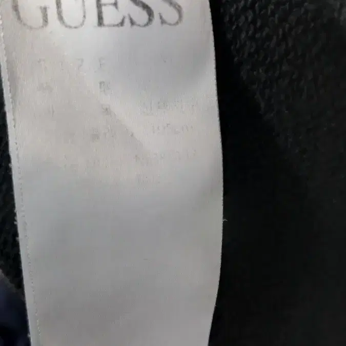 게스 GUESS 남성 라운드넥 긴팔 맨투맨_DARK GREY(XL)