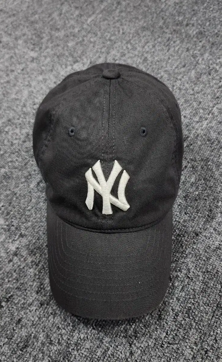 MLB Coverfit Unstructured Ballcap Hat Charcoal Gray