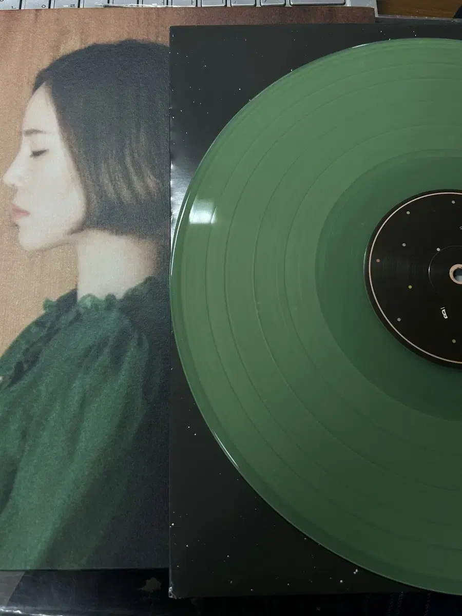 프롬 moonbow LP