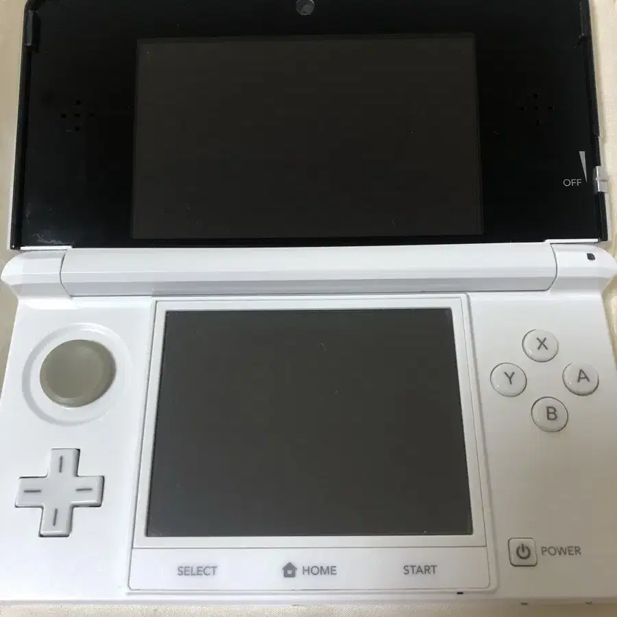 닌텐도 3ds 화이트 일본판