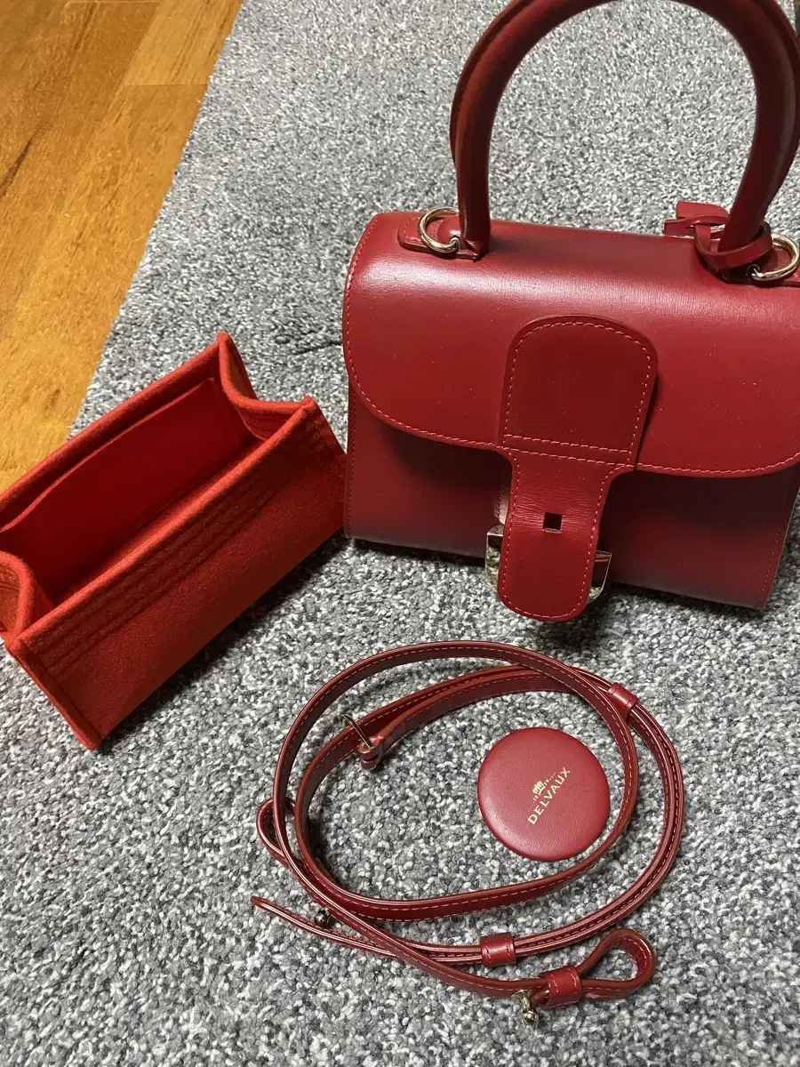 Delvaux Briand Vox Mini