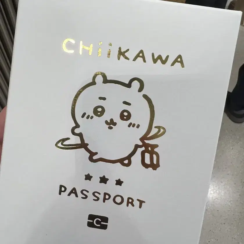 iPhoneアクセサリー casetify chiikawa passport leather Authentic CASETiFY X Chiikawa Passport Holder Case *Ships