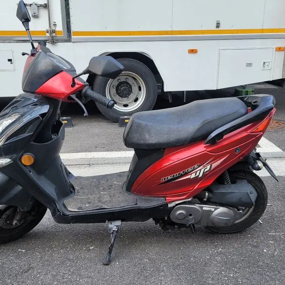 효성 뉴티 50CC 스쿠터 팝니다