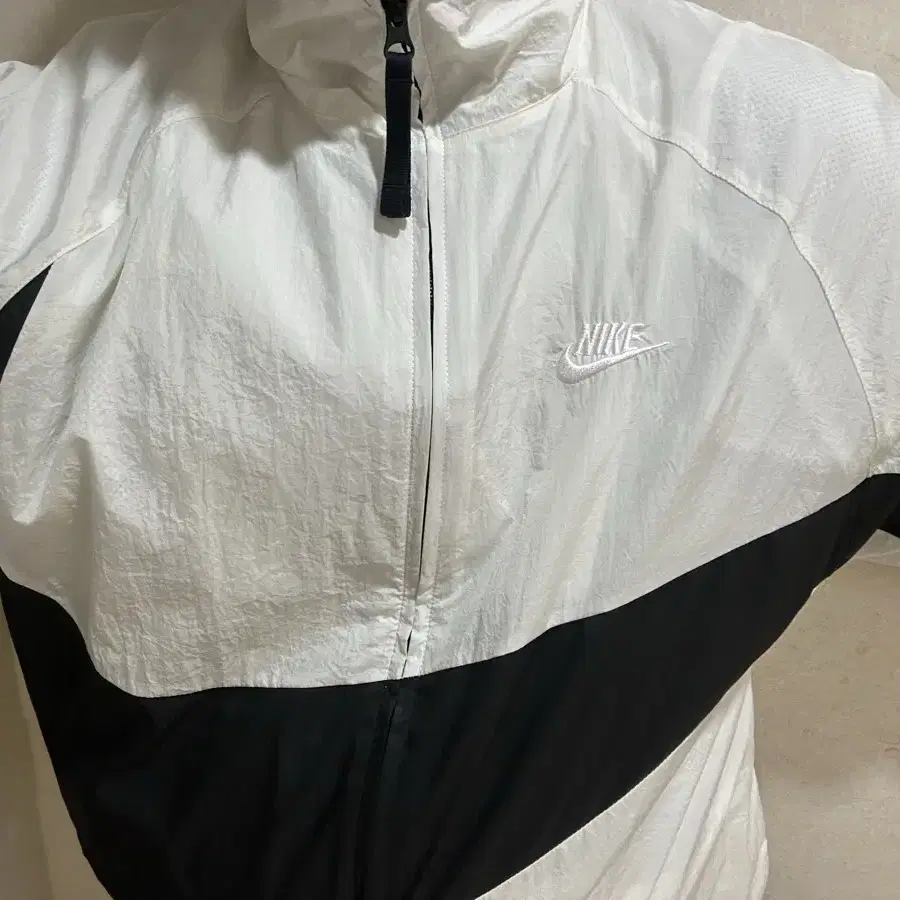 [NIKE] 나이키 NSW 빅 스우시 이노락 우븐자켓