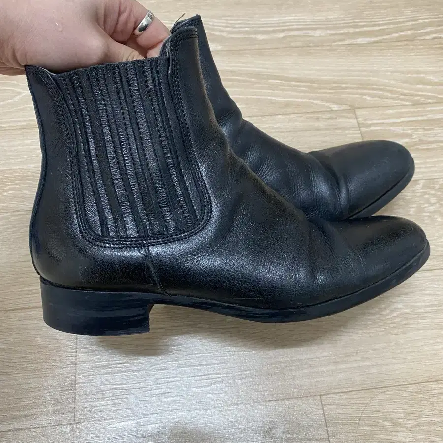 자라 첼시 부츠 ( 리엘 가죽) size 38