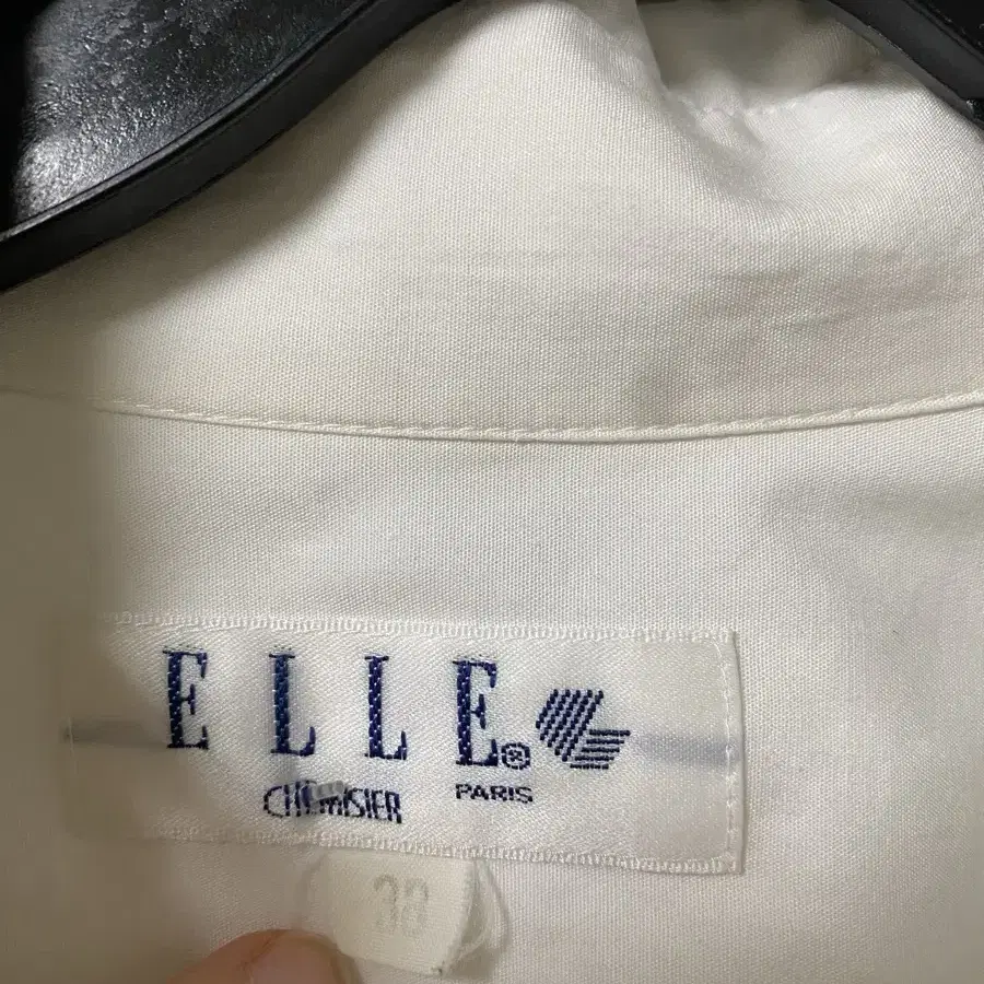 Elle 화이트 셔츠 사이즈 38