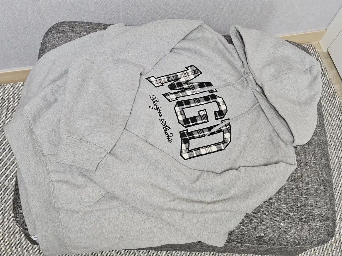 Mahagrid Gray Hoodie XL