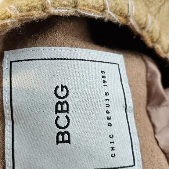 BCBG 노카라 머스터드 코트