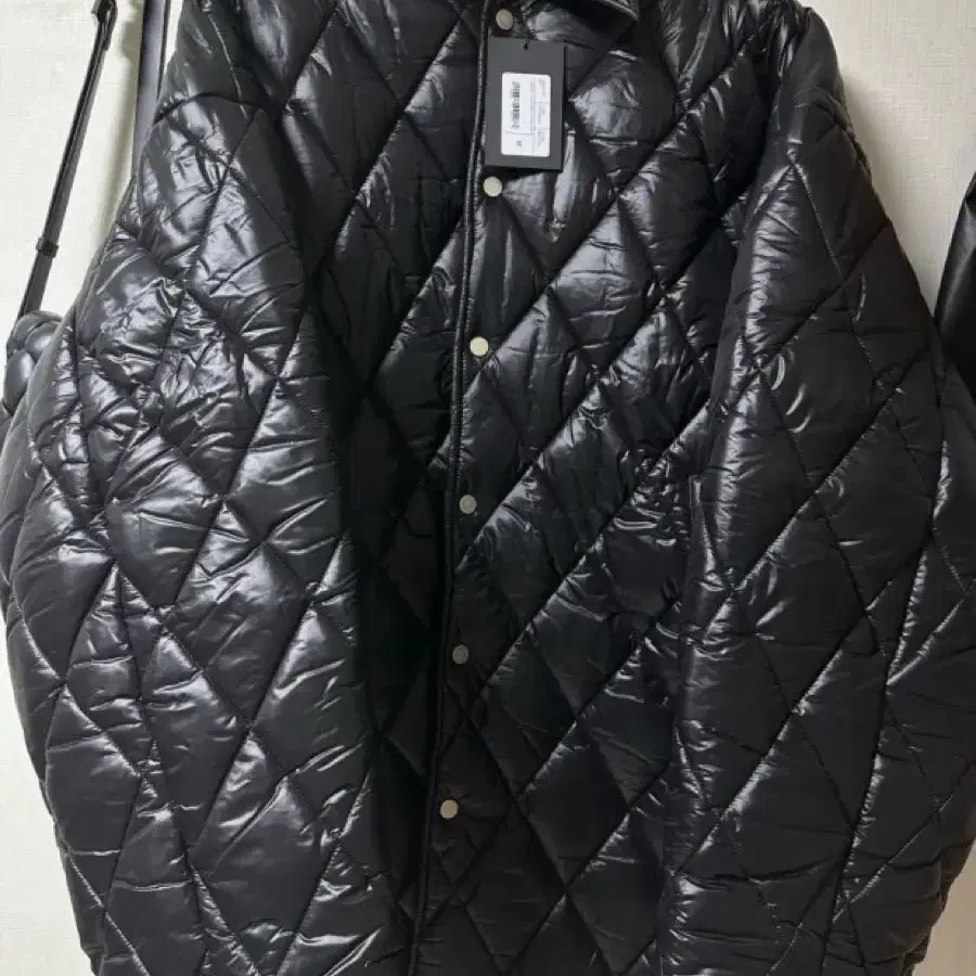 에곤랩 quilted puffer 패딩