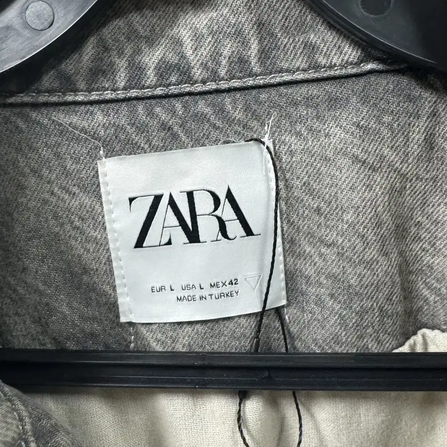 ZARA 빈티지 스타일 재킷