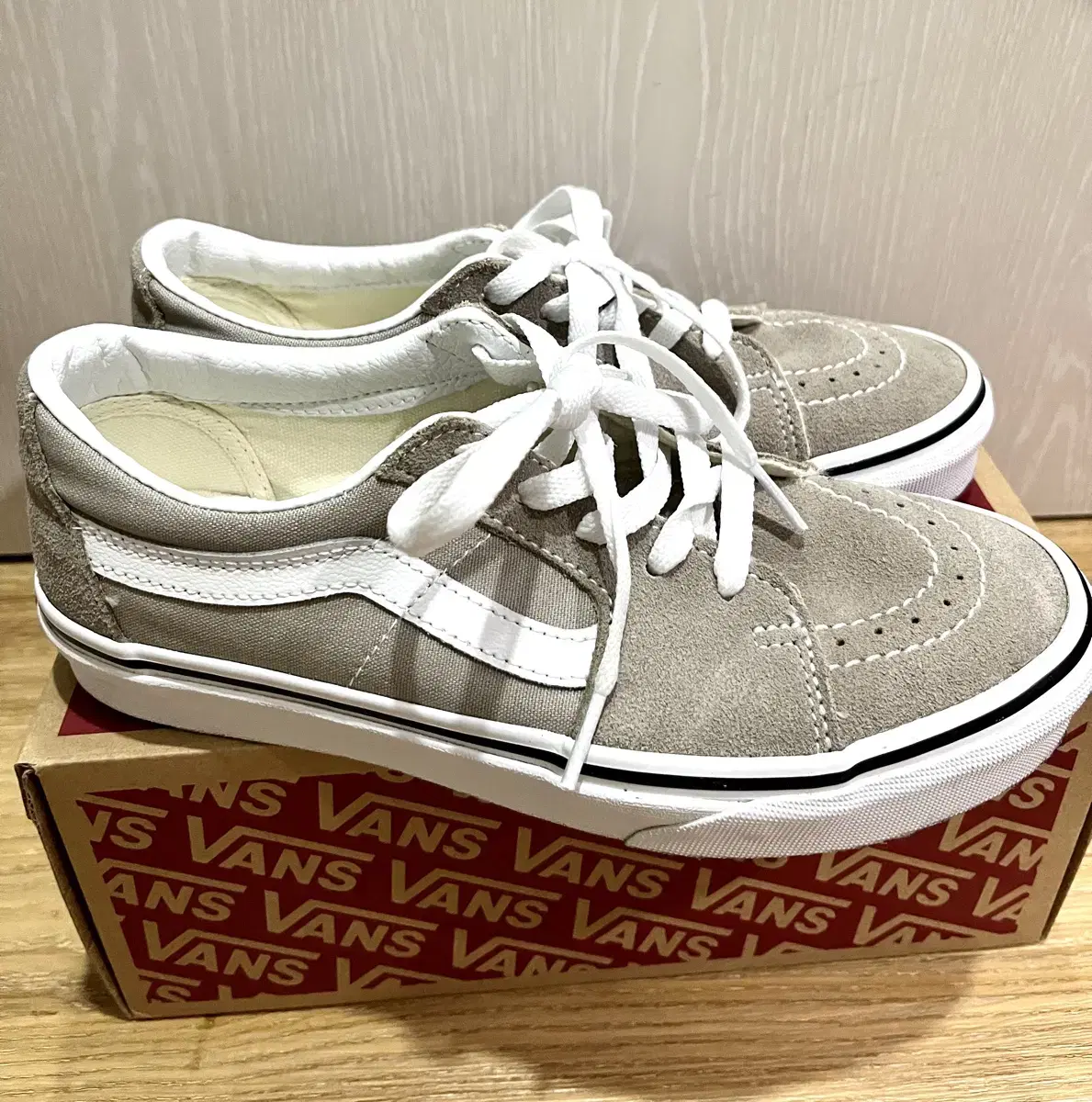 vans 반스 스웨이드 운동화 23.0CM /본인235