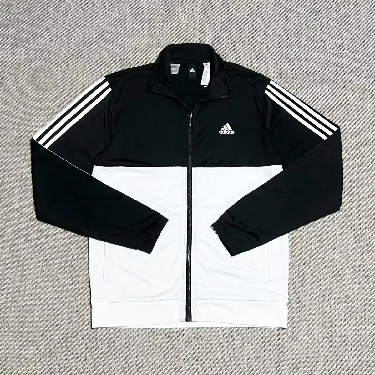 [ M ] adidas 아디다스 검/흰 트랙 져지