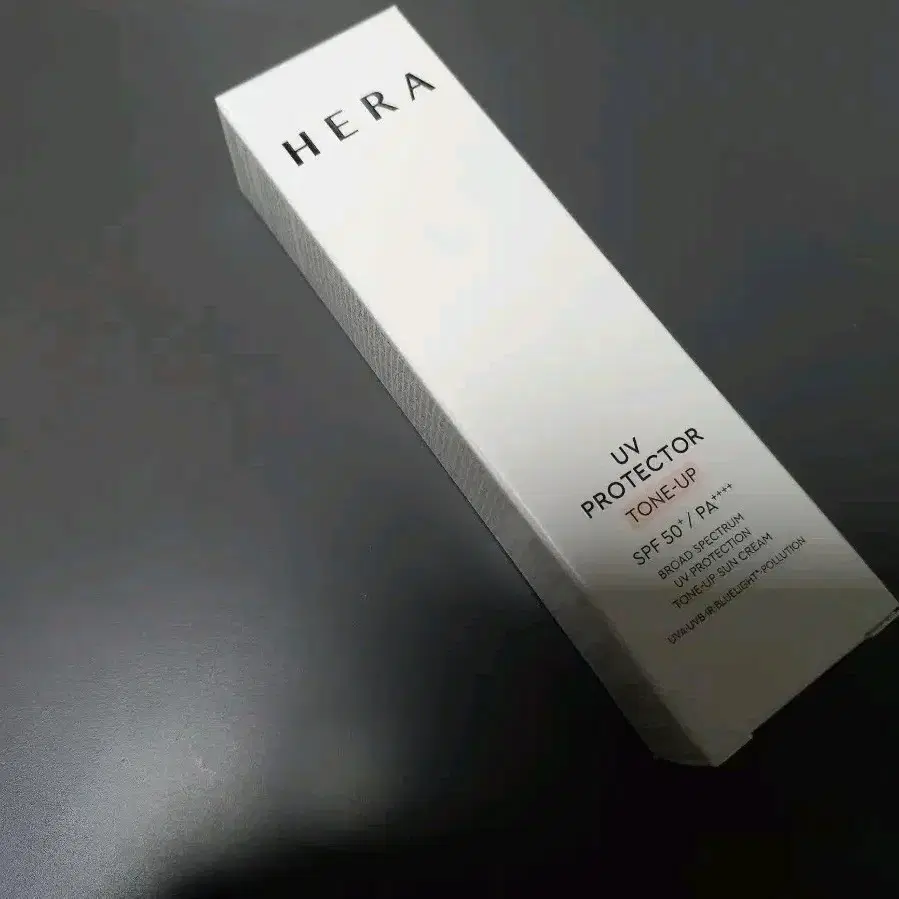 [새상품] 헤라 유브이 프로텍터 톤업 50ml