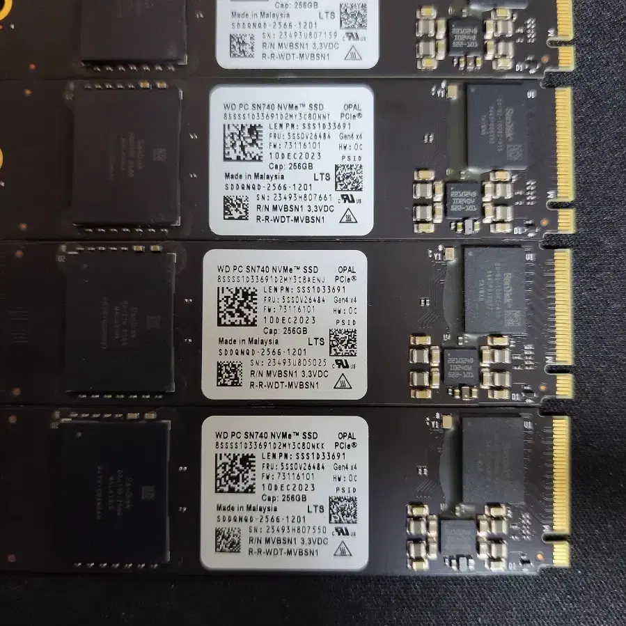 WD SN740 NVME SSD 256GB