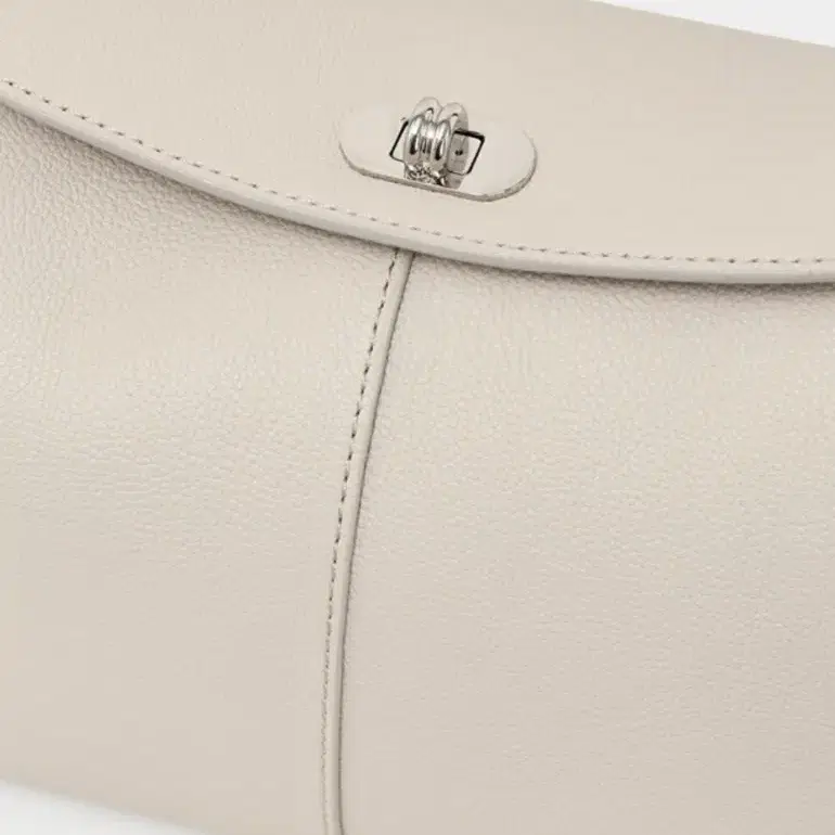 킨더살몬 Clouet Flap Leather Tote Bag Ivory