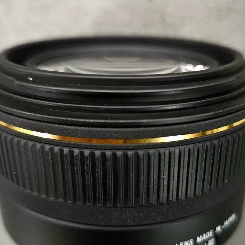 시그마 30mm F1.4 니콘마운트 삼식이 30.4 인물렌즈 여친렌즈