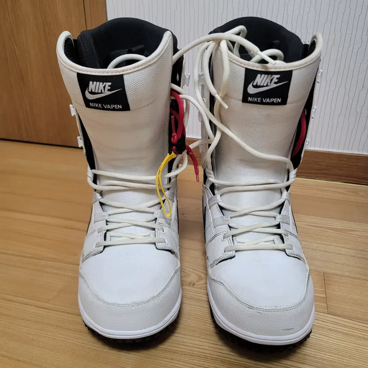 Nike Snowboard Boots 285 Vapan White Vapan