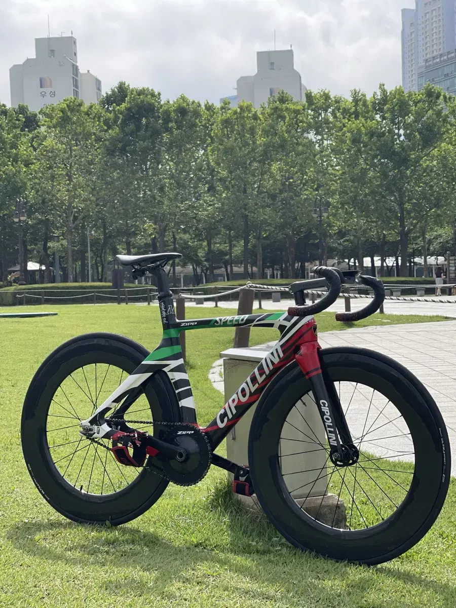 Cipollini Speed sell/search Look 564 Interpro Missile Planet Wiawis Cervelo Felt Dolan