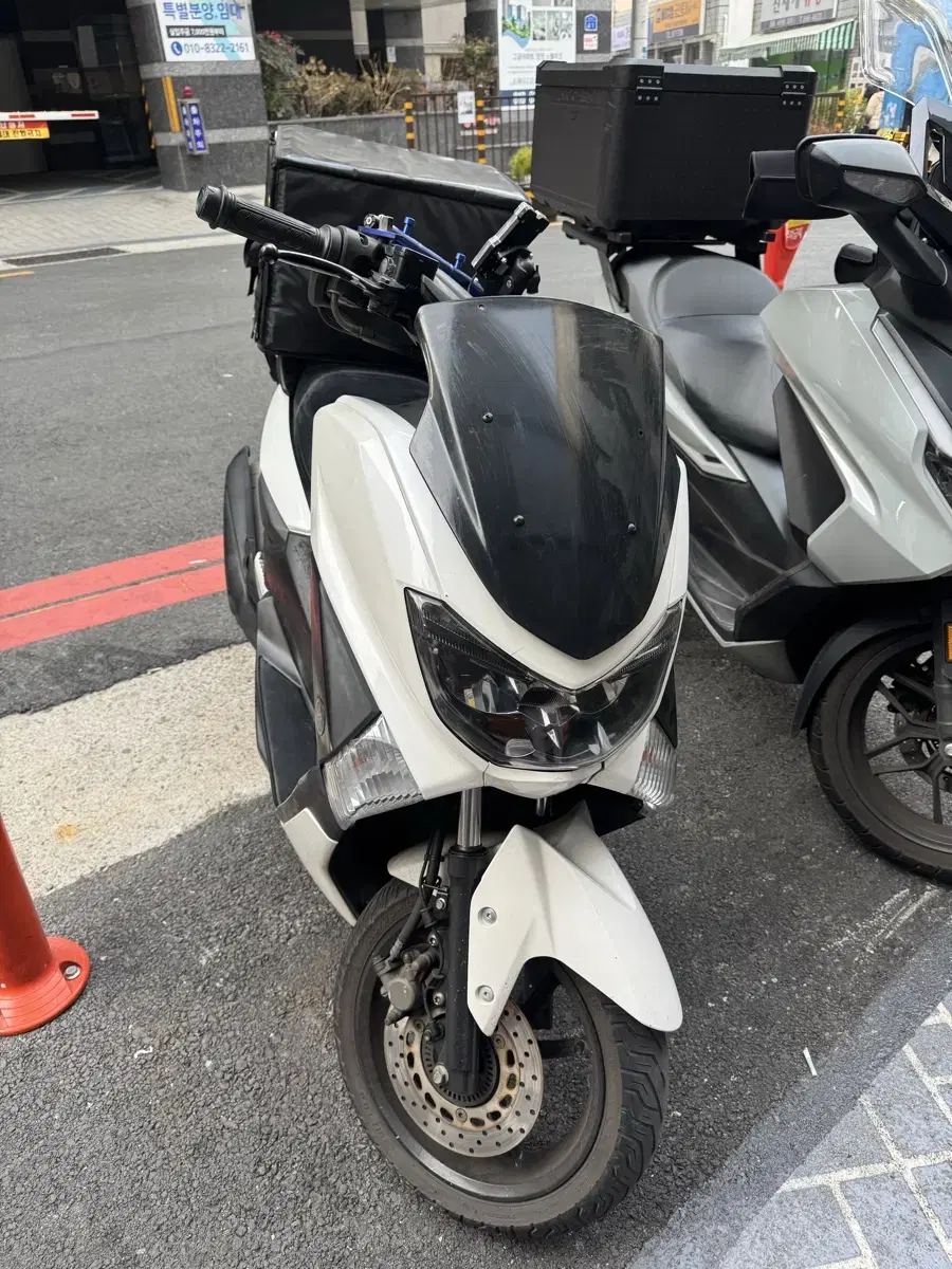 부산 19년 Nmax125  팝니다