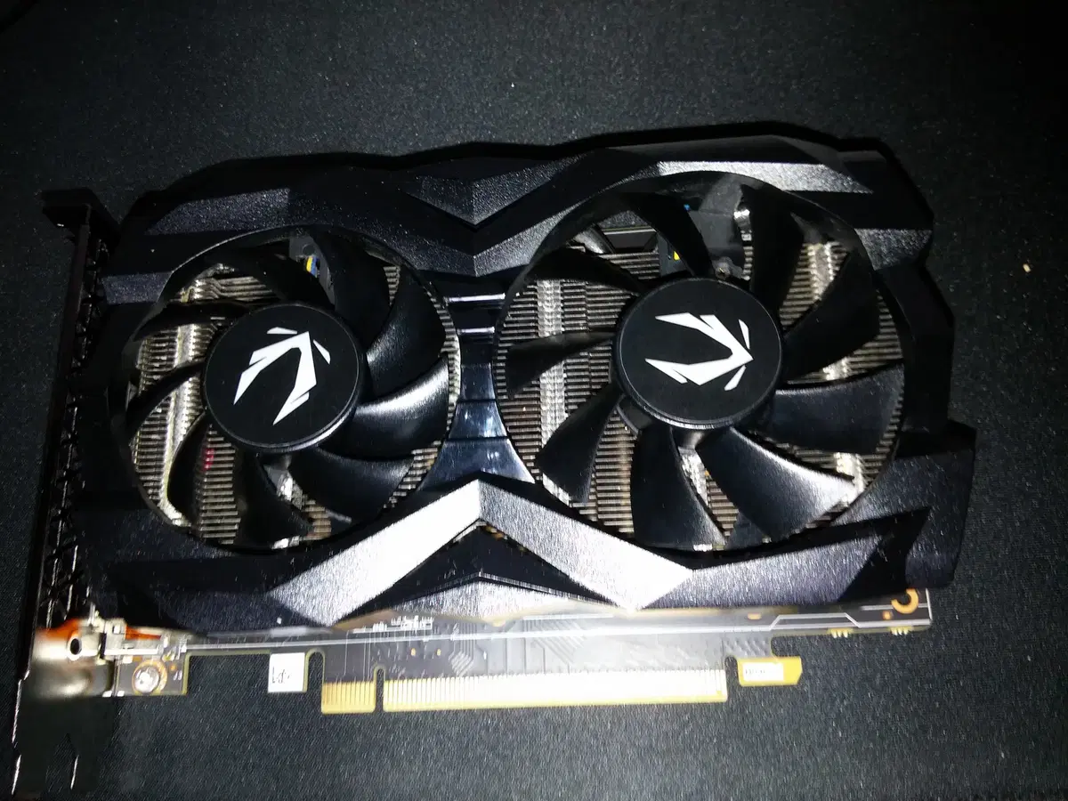 조텍 GTX1660 Ti  D6 6GB 그래픽카드