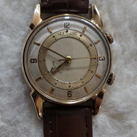 # 258 )  JAEGER-LECOULTRE  MEMOVOX