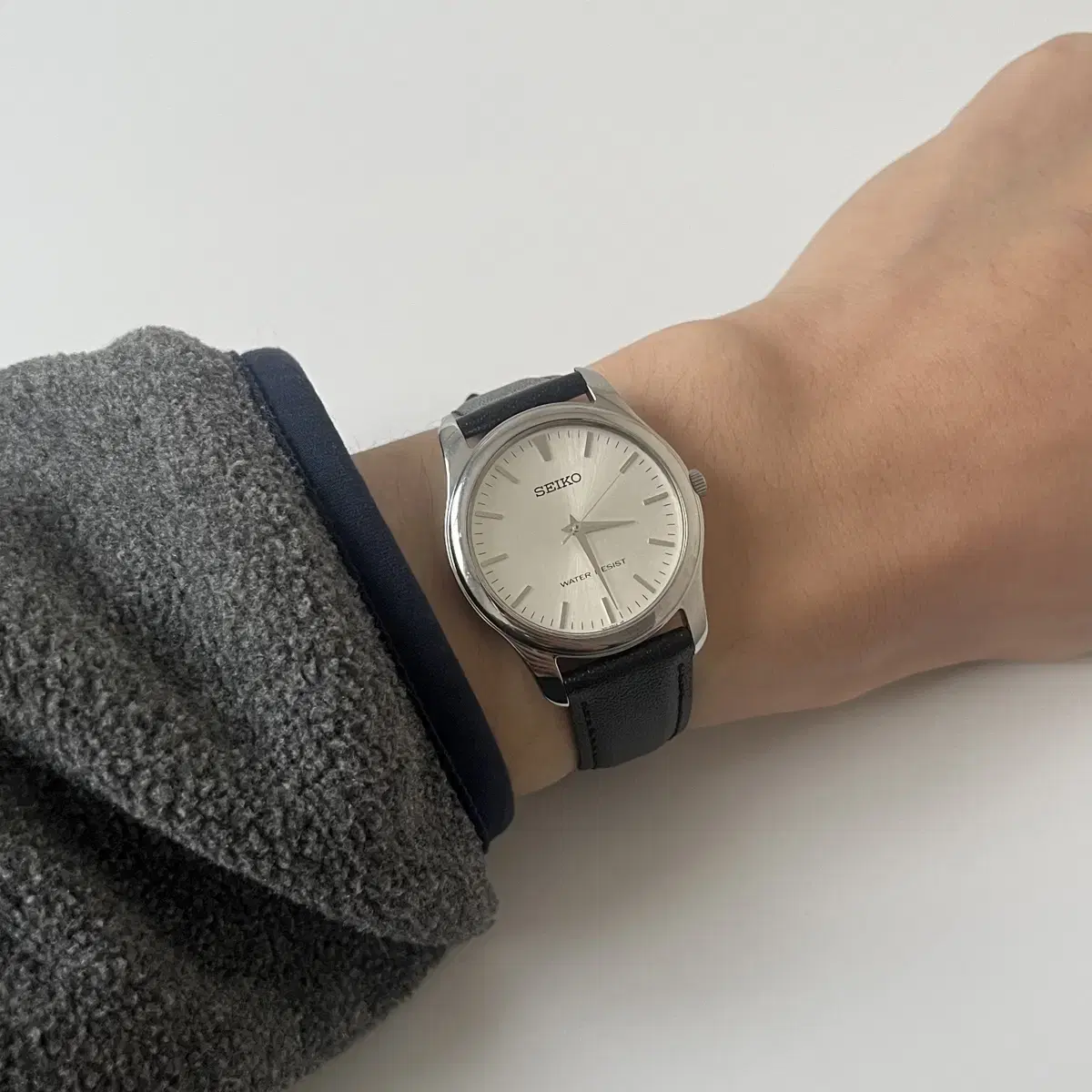 세이코 - 00s silver dial quartz