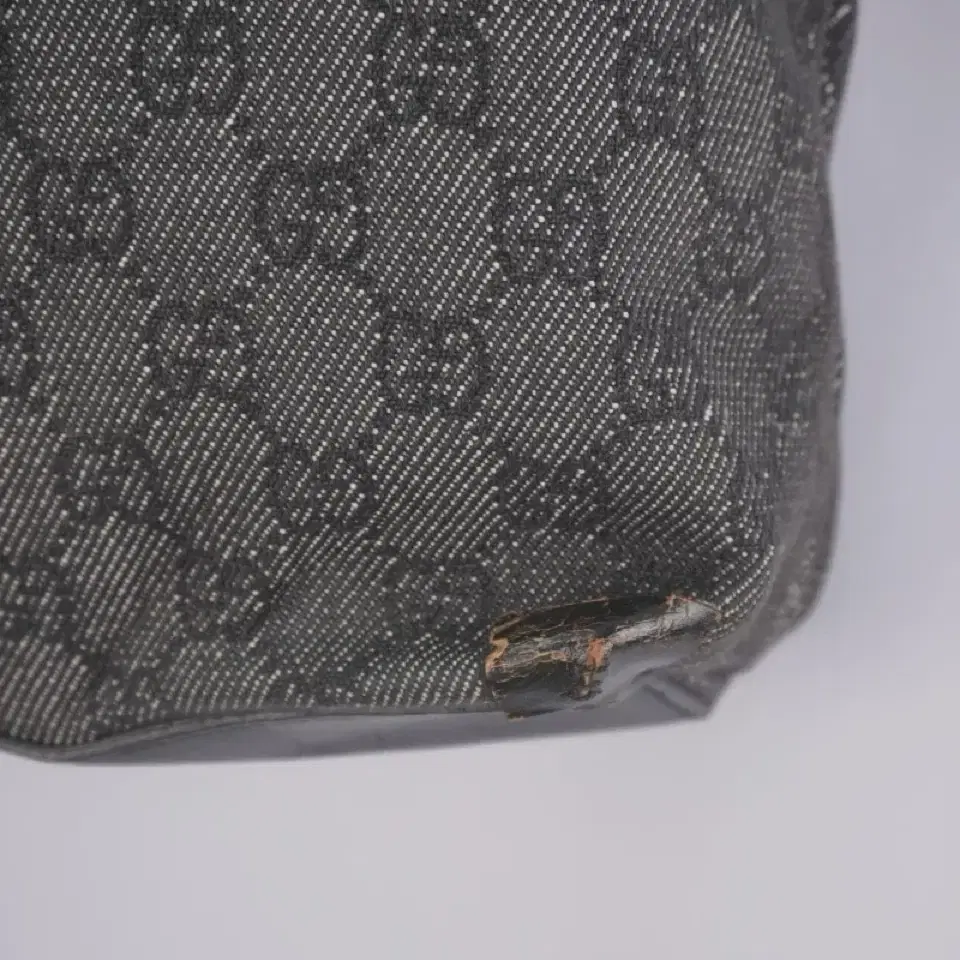 GUCCI bag (Italy made)