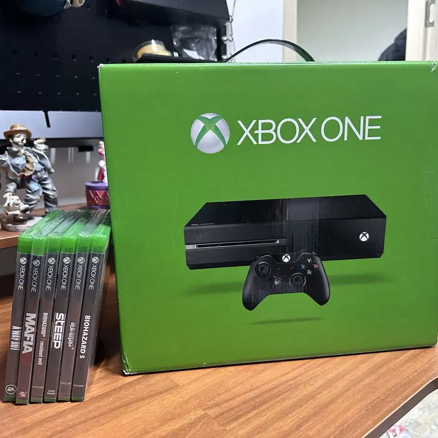 Xboxone 500gb (정발) + 게임들 판매합니다