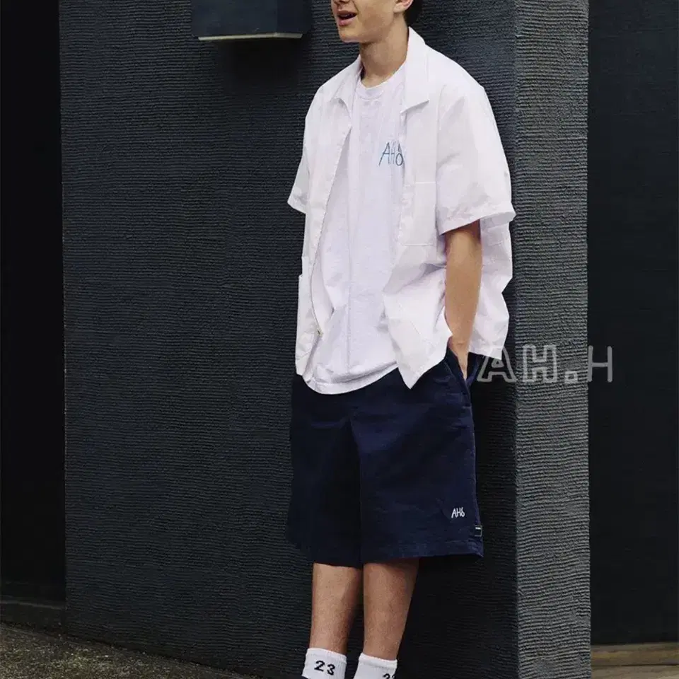 XL) BROCHURE + AH BROCHURE BIG CHINO SHORTS SSZ #빔즈,#빔즈