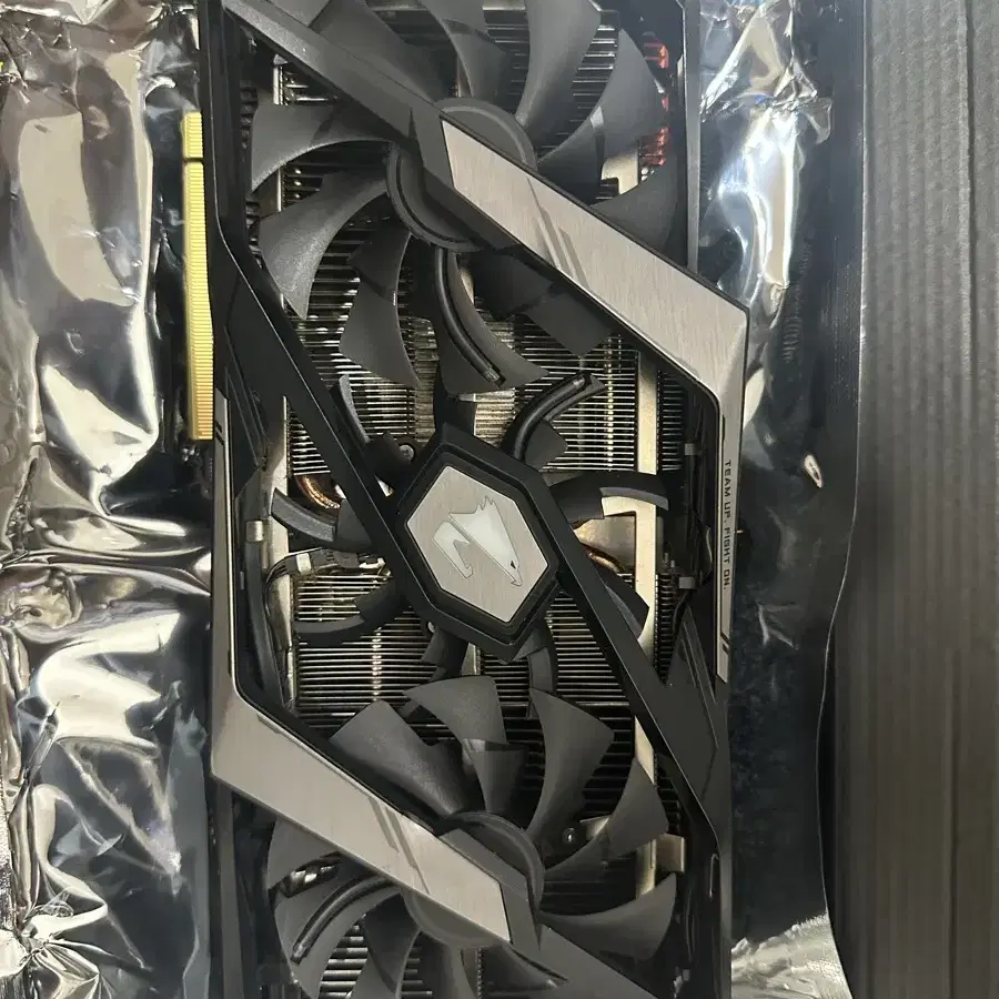 기가바이트 RTX2070super AORUS 판매합니다