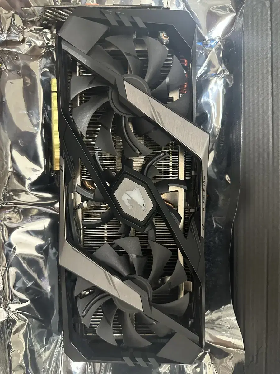 기가바이트 RTX2070super AORUS 판매합니다