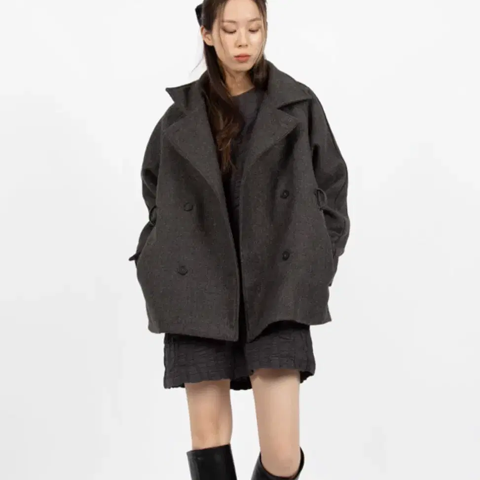 릿킴 DOUBLE BREASTED BELTED HALF COAT