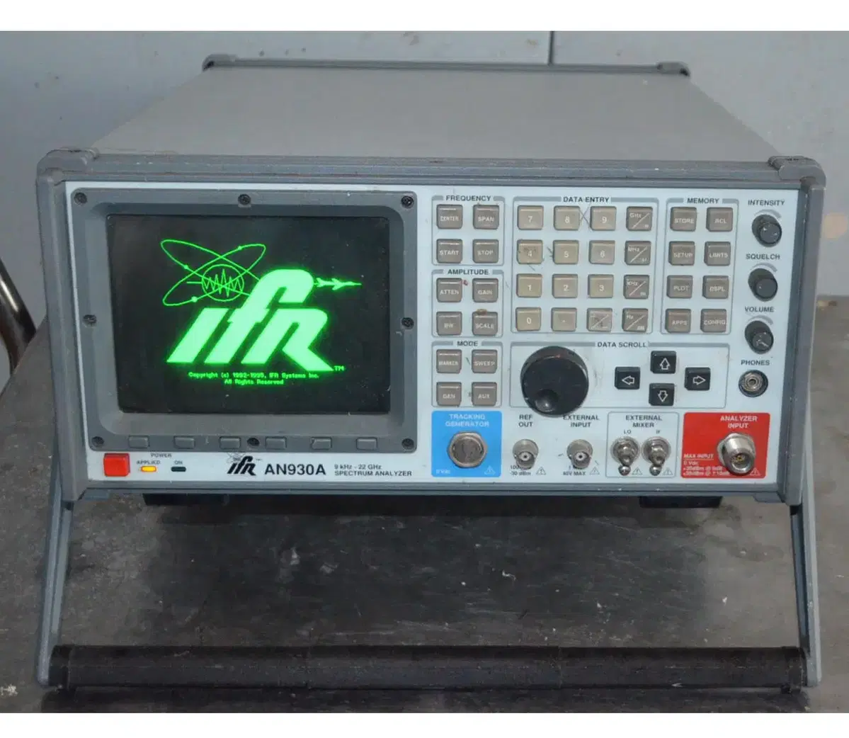 IFR AN930A Spectrum Analyzer