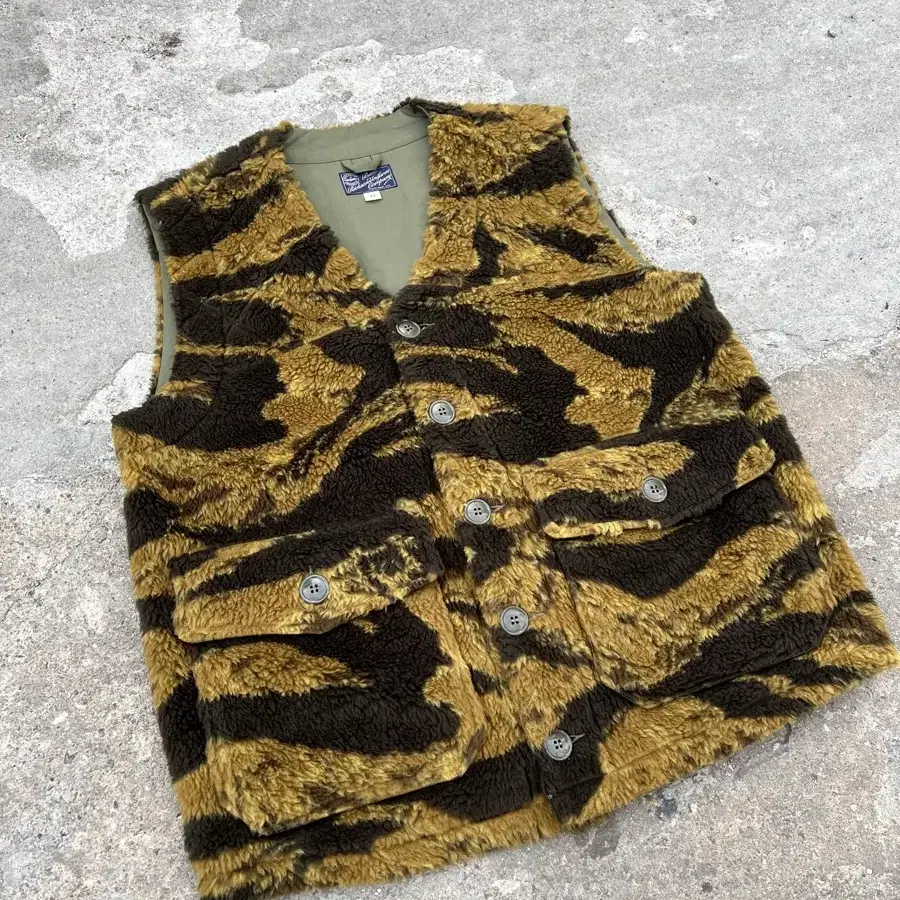 BUZZ RICKSONS TIGER CAMOUFLAGE 버즈릭슨 베스트